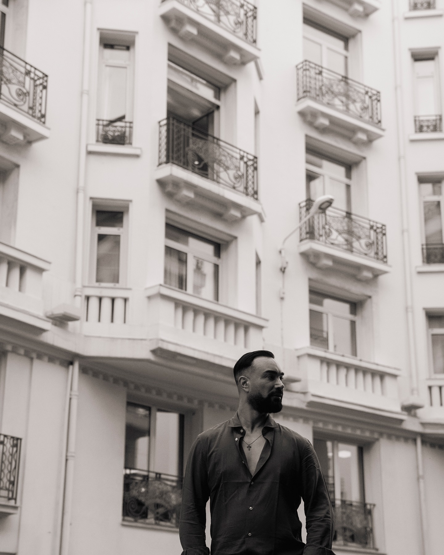 Luigi Rizzello in hotel durante un evento cinematografico internazionale